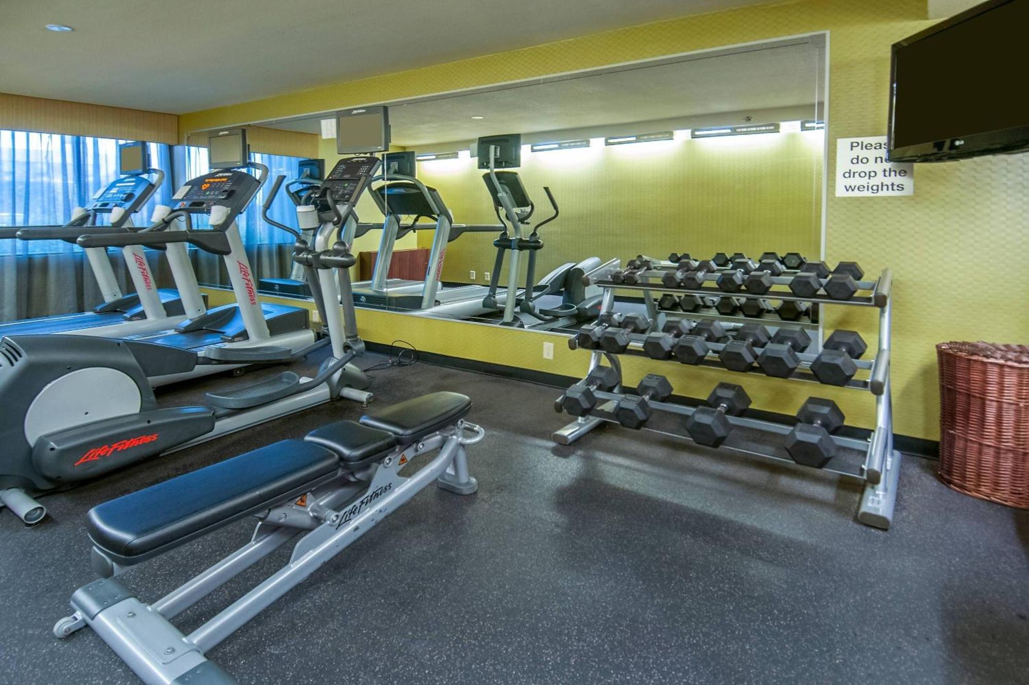 Fairfield & By Marriott Dallas Dfw Airport South/irving 3*