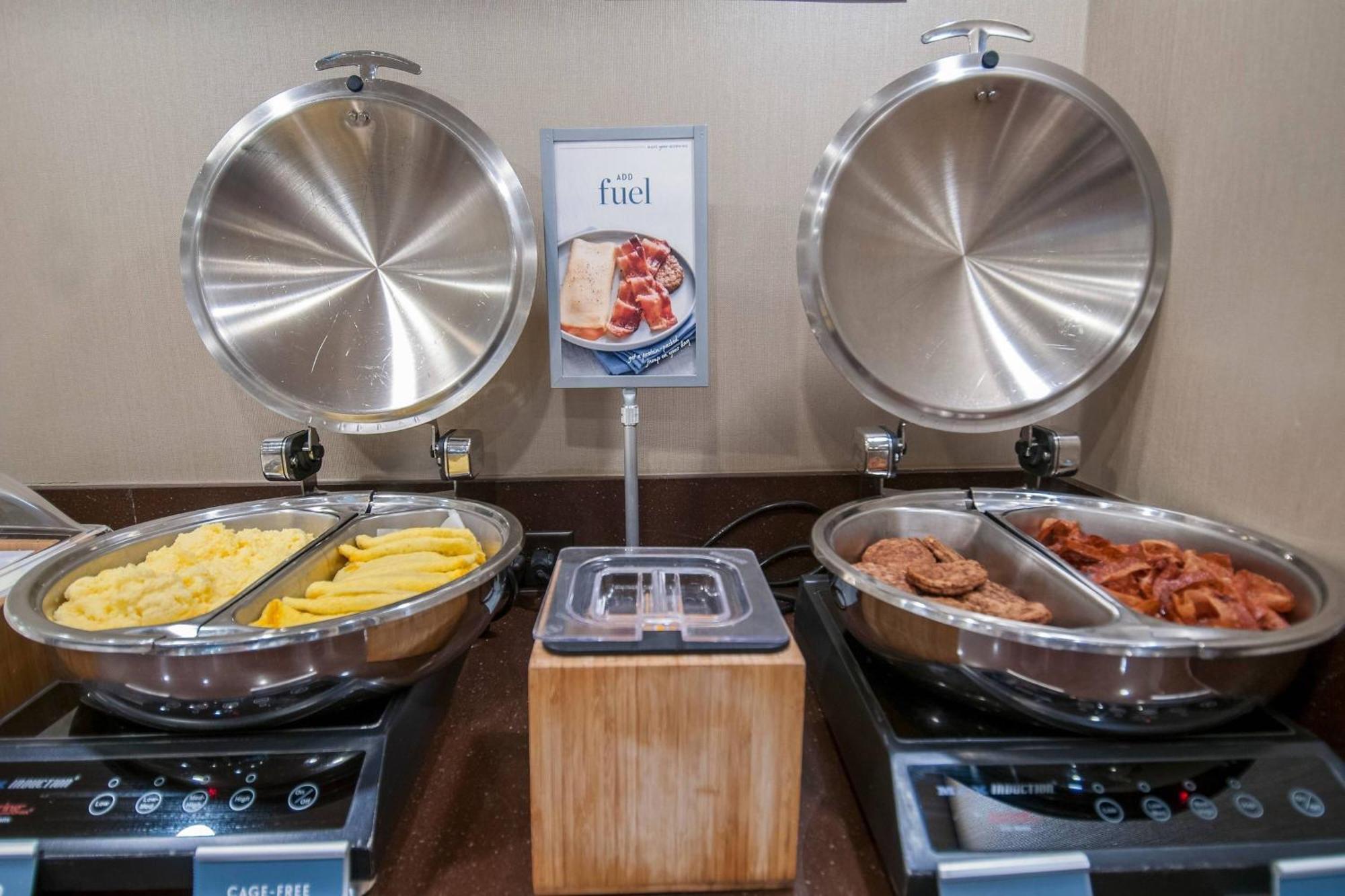 Fairfield & By Marriott Dallas Dfw Airport South/irving 3*