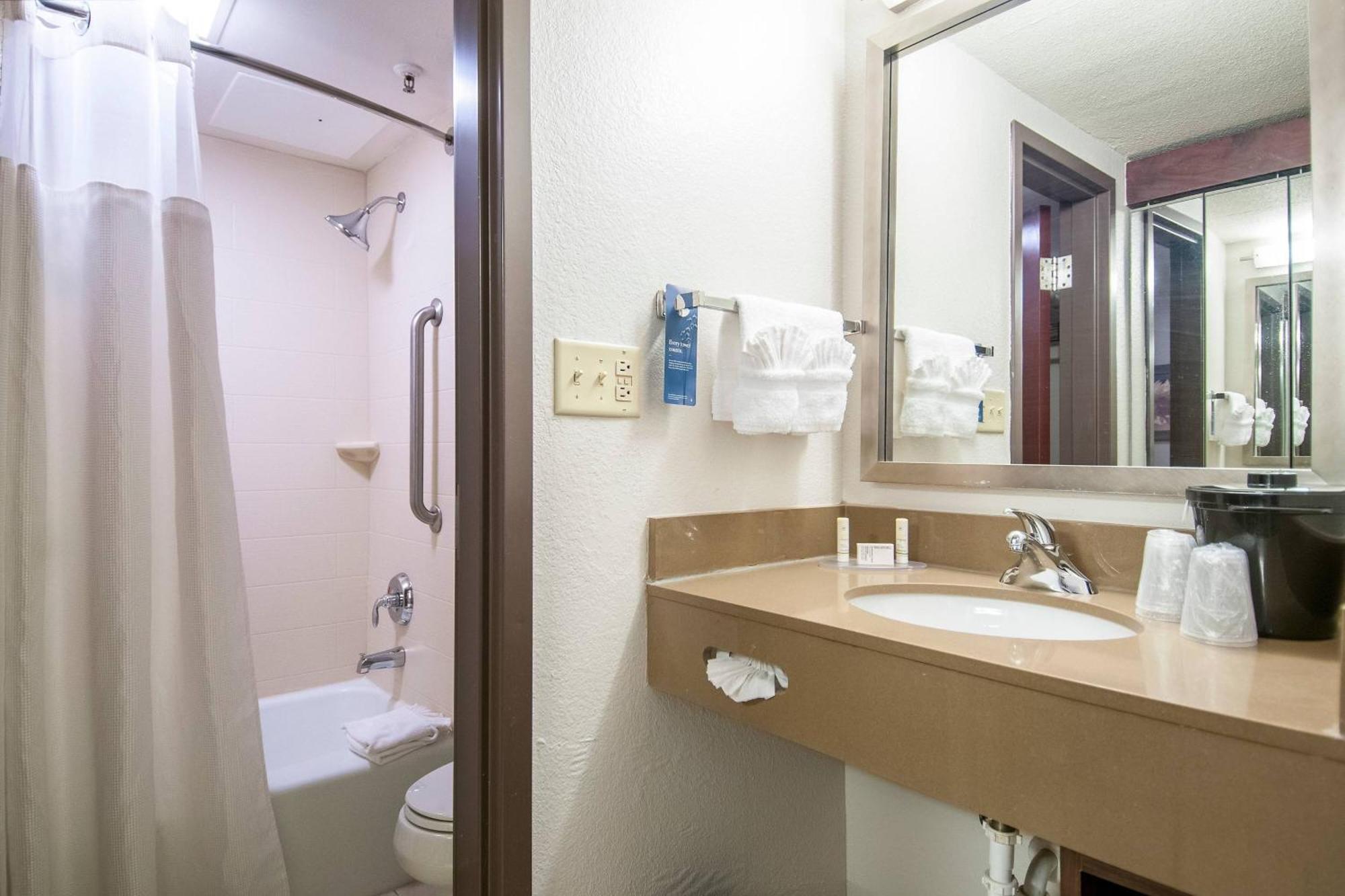 Fairfield & By Marriott Dallas Dfw Airport South/irving Irving