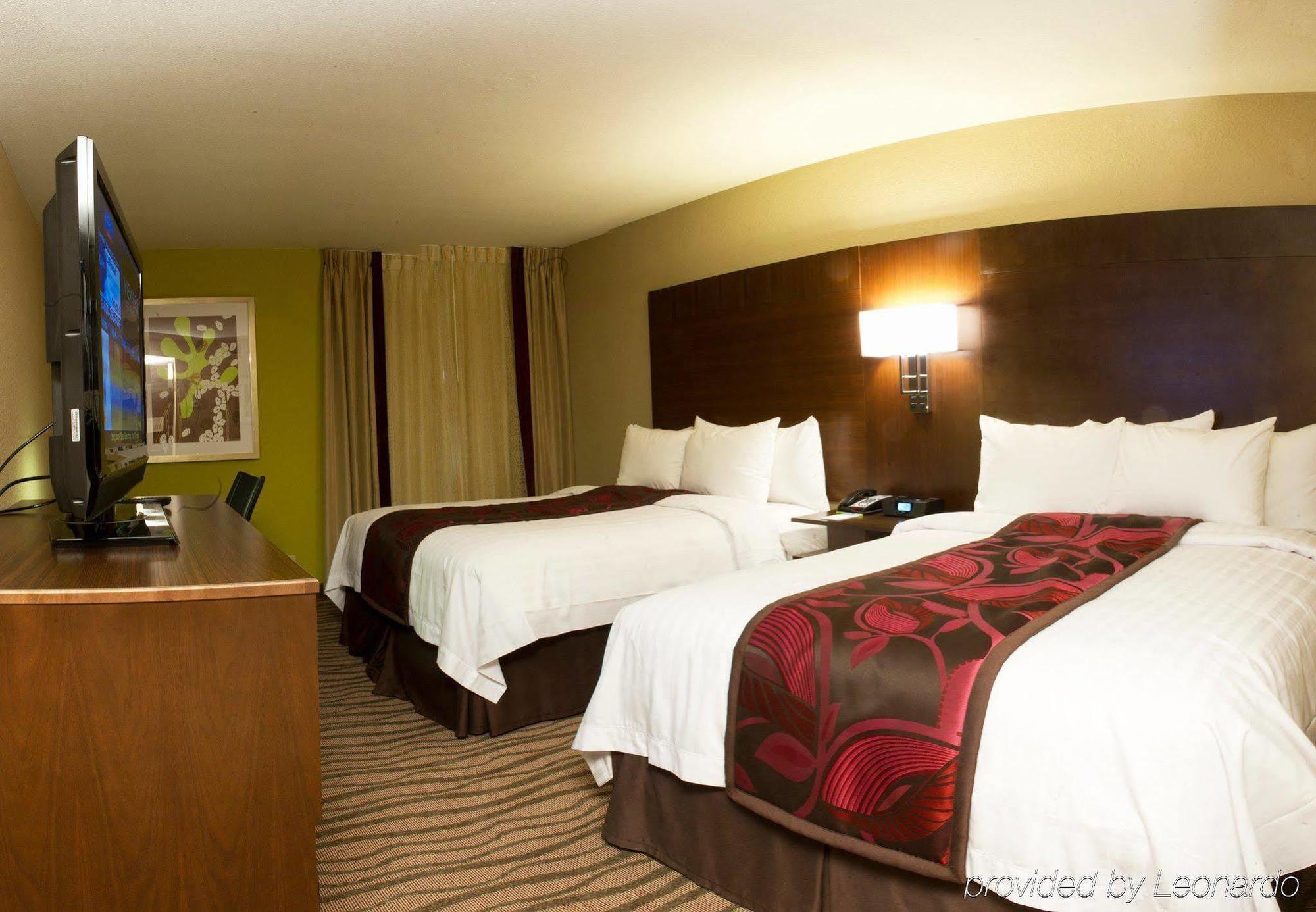 Fairfield & By Marriott Dallas Dfw Airport South/irving