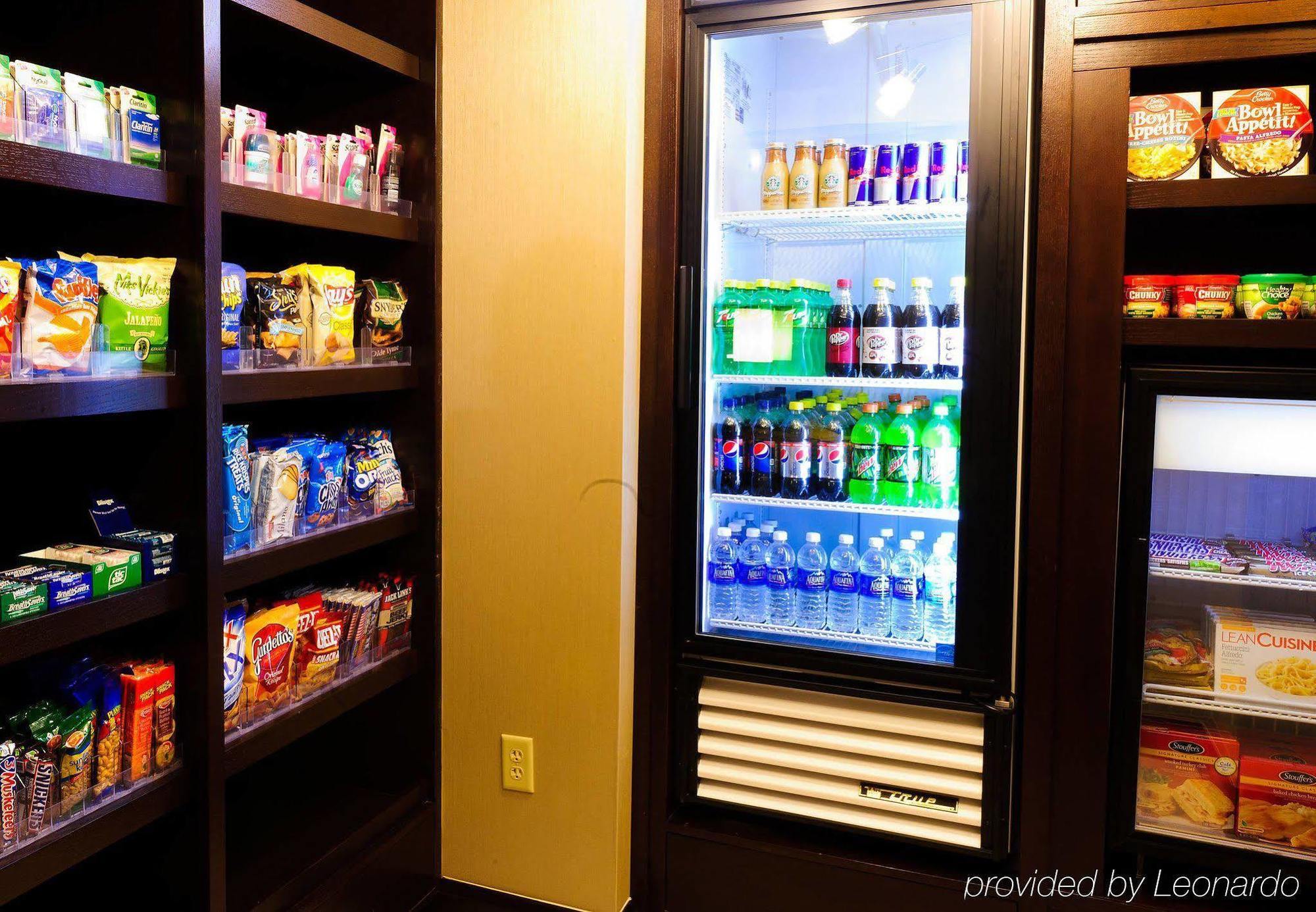 Fairfield & By Marriott Dallas Dfw Airport South/irving 3*